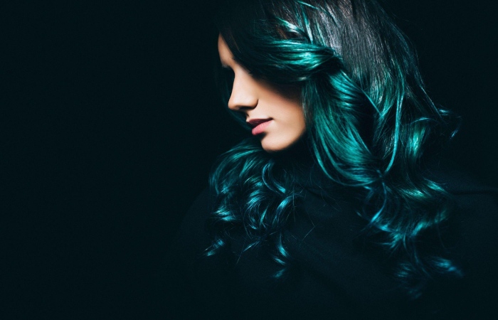 Blue-green blue hairs colours