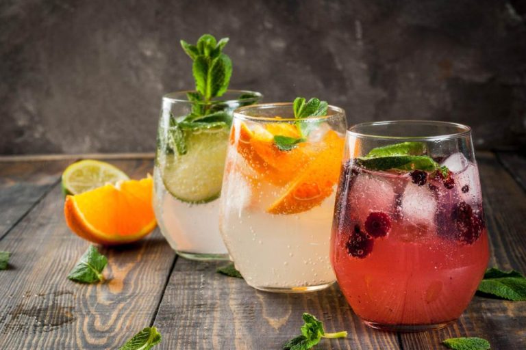 What Drinks make your Skin Glow - Tips and More