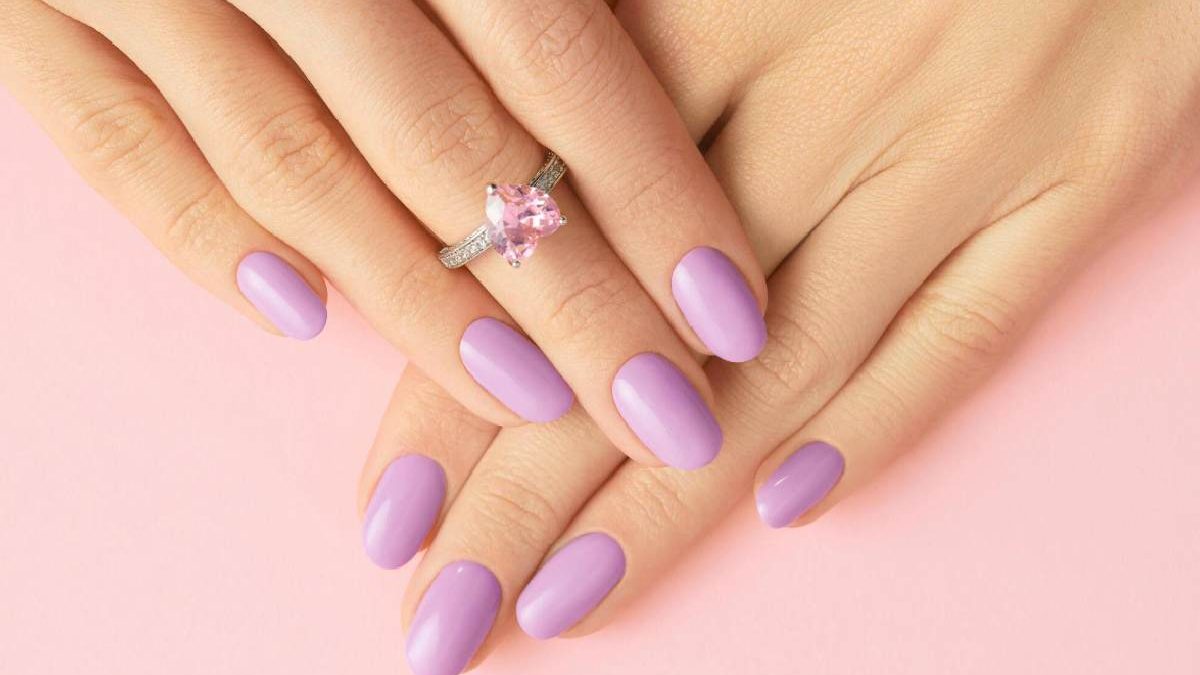 Healthy Nails:- Definition, Shapes Of Nails, Tips Of Growing Nails